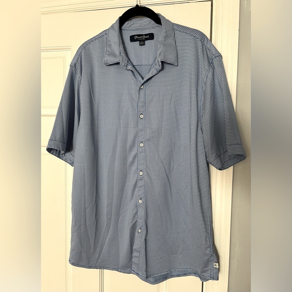 Blue Casual Button Down Shirt with Lightweight Fabric
